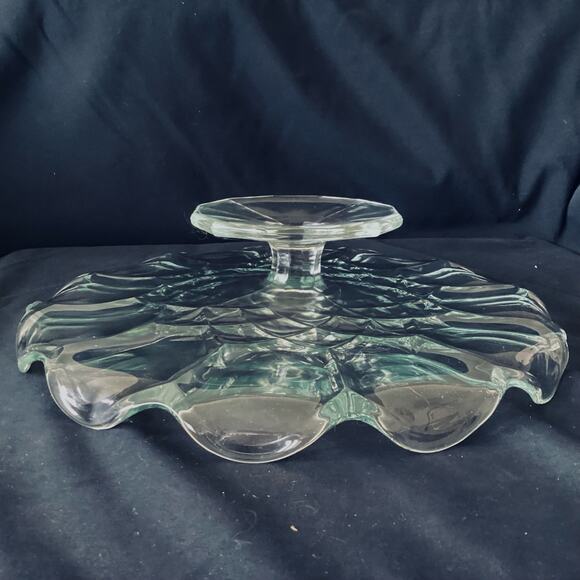 Vintage Large Clear Glass Pedestal Cake Plate - Picture 4 of 4